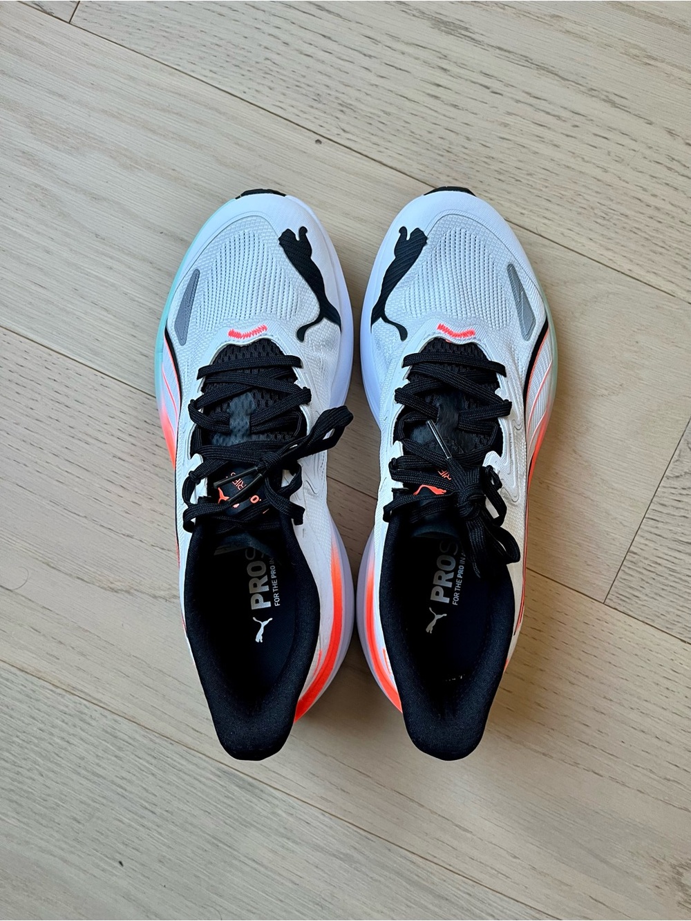 Puma Darter Pro Women’s White Sneakers Size US 8